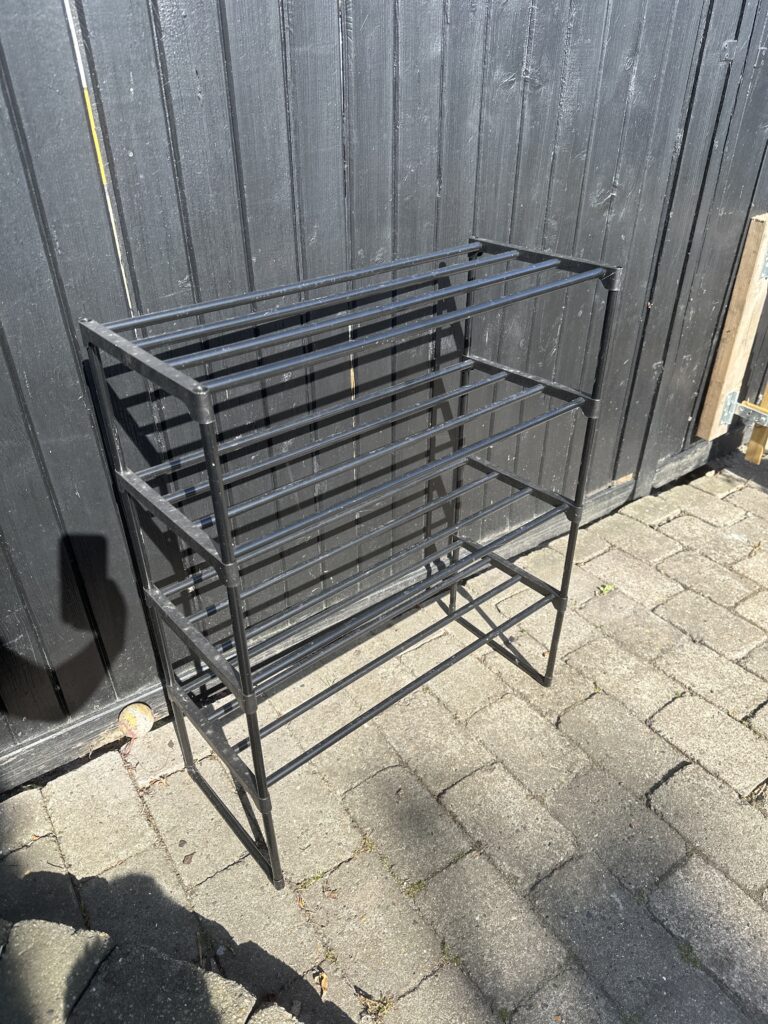Shoe rack